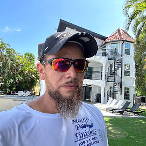 Meet your Posher, Elmer santiago